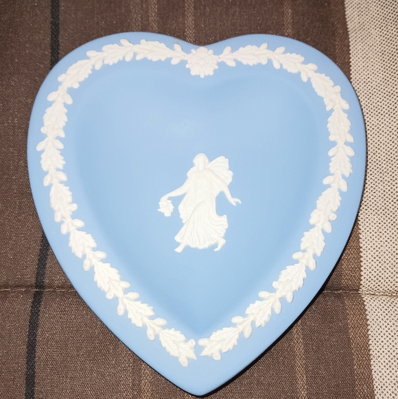 Wedgwood Other - Wedgwood Blue Heart Small Trinket Dish
